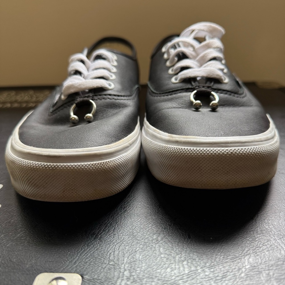 Vans Authentic Septum Piercing - Picture 5 of 8
